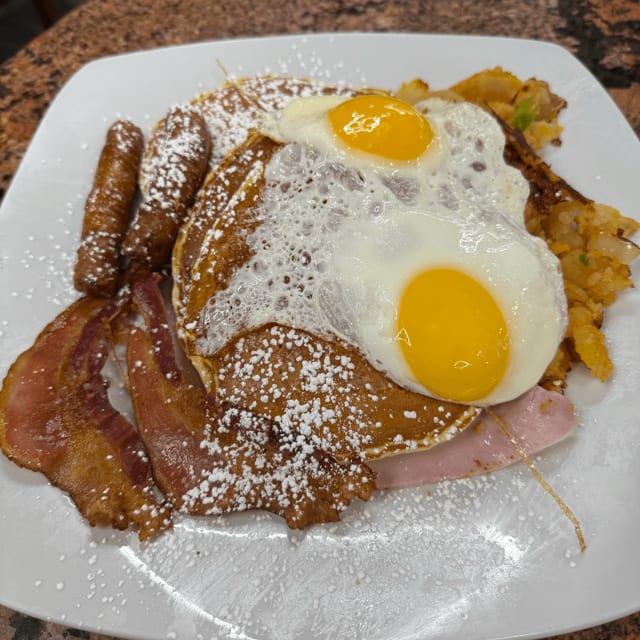 Griddle Cakes Deluxe.